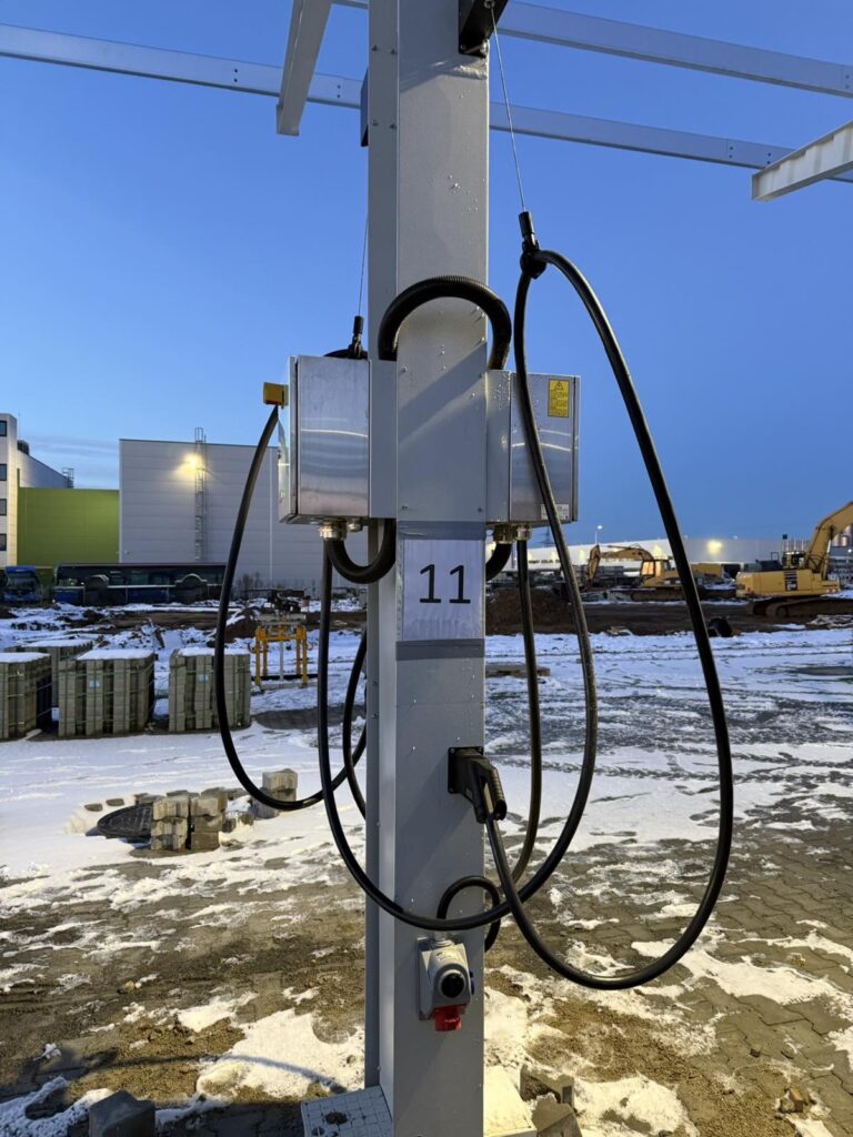 Drošība un stabilitāte lielām jaudām.